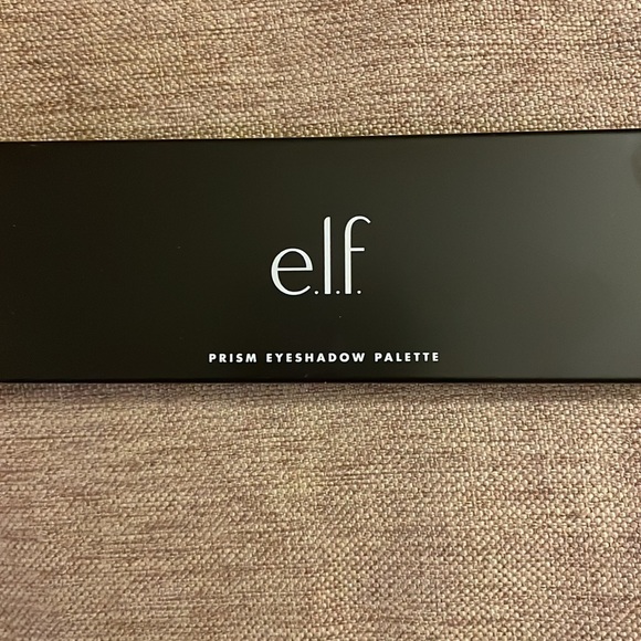 NIB Elf eyeshadow pallet - Picture 3 of 4